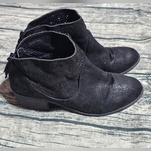 Art Class Black Sparkle Suede Ankle Booties